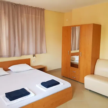 게스트하우스 Nikoli 네세부르